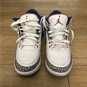 True blue 3s size 5.5